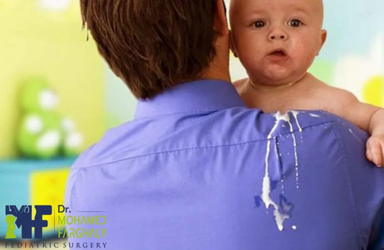 متى يلجأ الطبيب لعلاج ارتجاع المريء عند الأطفال بالجراحة؟